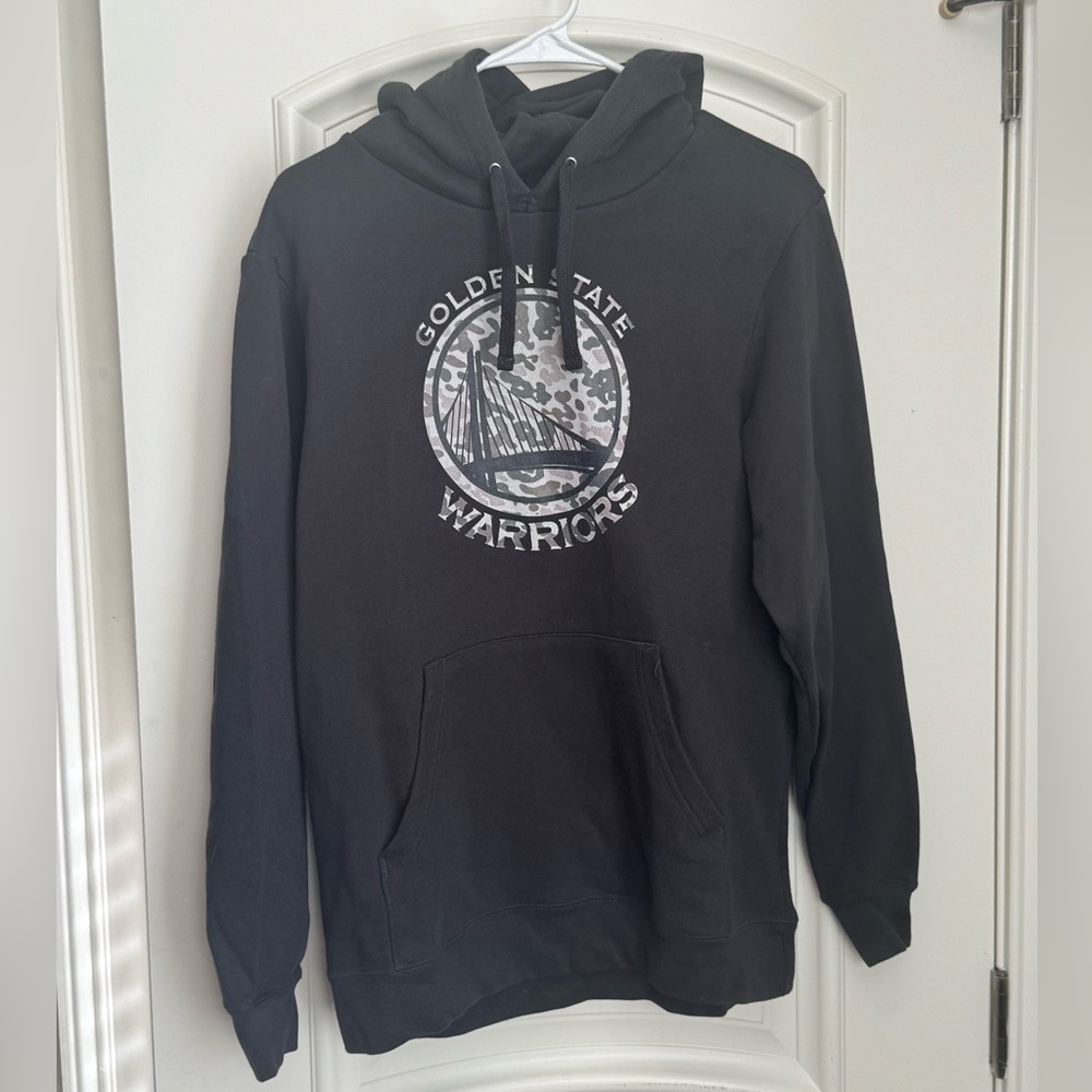 Golden State Warriors RARE FIND Fanatics Black Hoodie Sweatshirt with Camo Logo